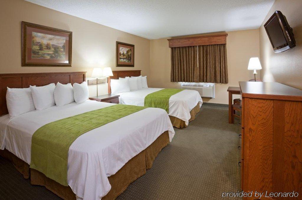 Grandstay Hotel & Suites Perham Bagian luar foto